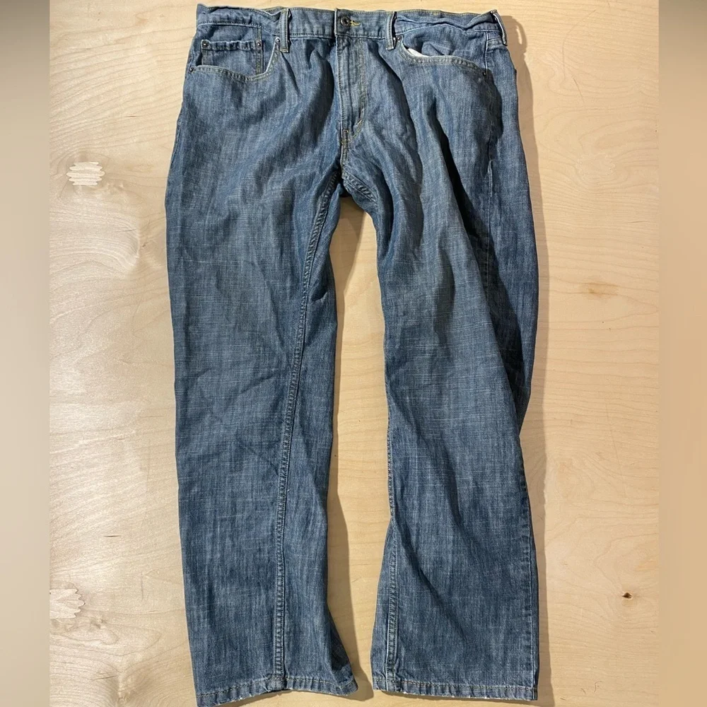 Levi's Relaxed Fit Straight Denim 559 Jeans - Classic Blue 40 x 32 (D)